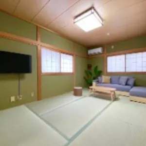 彬ーjr大阪環状線、近鉄駅、地下鉄 徒步5分、天然温泉、鶴橋焼肉観光。usj、心斎橋直通、交通便利 度假居